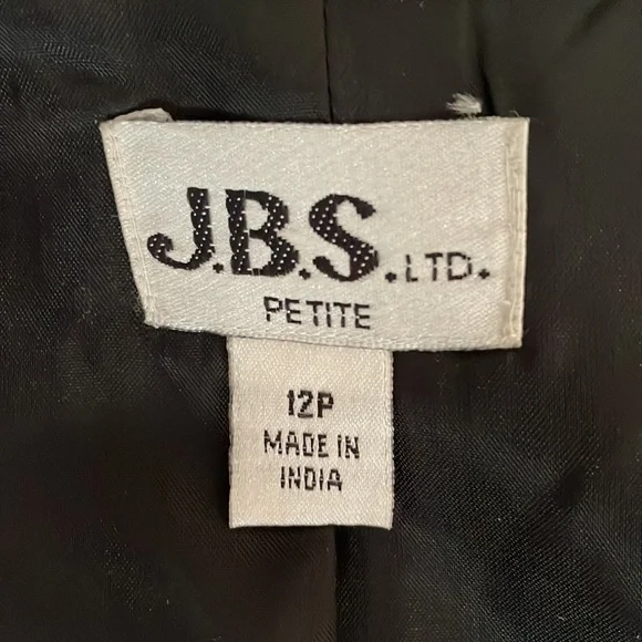 NWT Lightweight Black Floral Evening Jacket - Picture 6 of 8